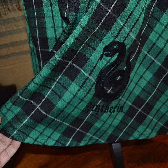 HOT TOPIC Harry Potter Slytherin Plaid Pleated Skirt Suspenders Plus Size 22 - Picture 3 of 6